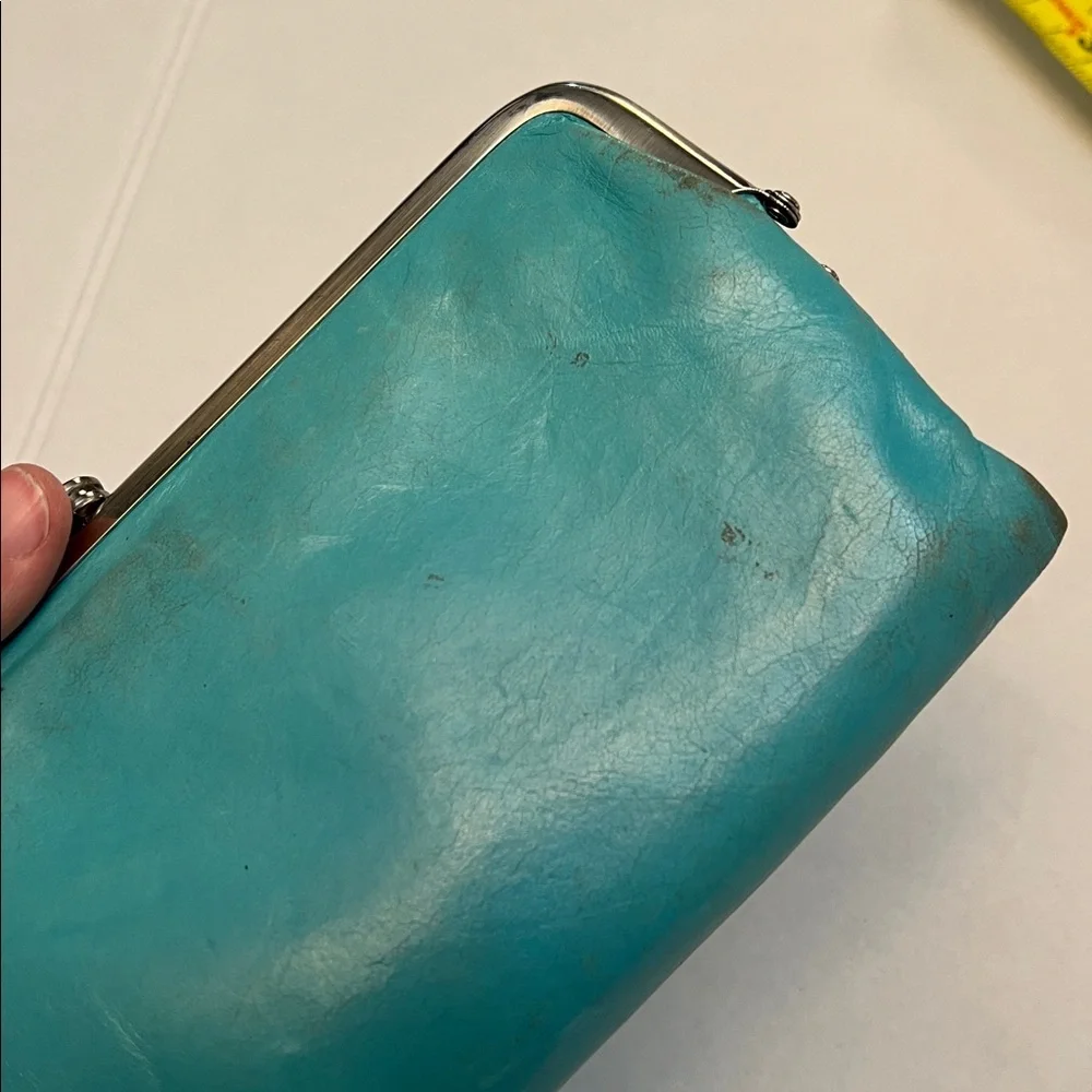 HOBO LAUREN LEATHER CLUTCH VINTAGE DISTRESSED WALLET TURQUOISE
